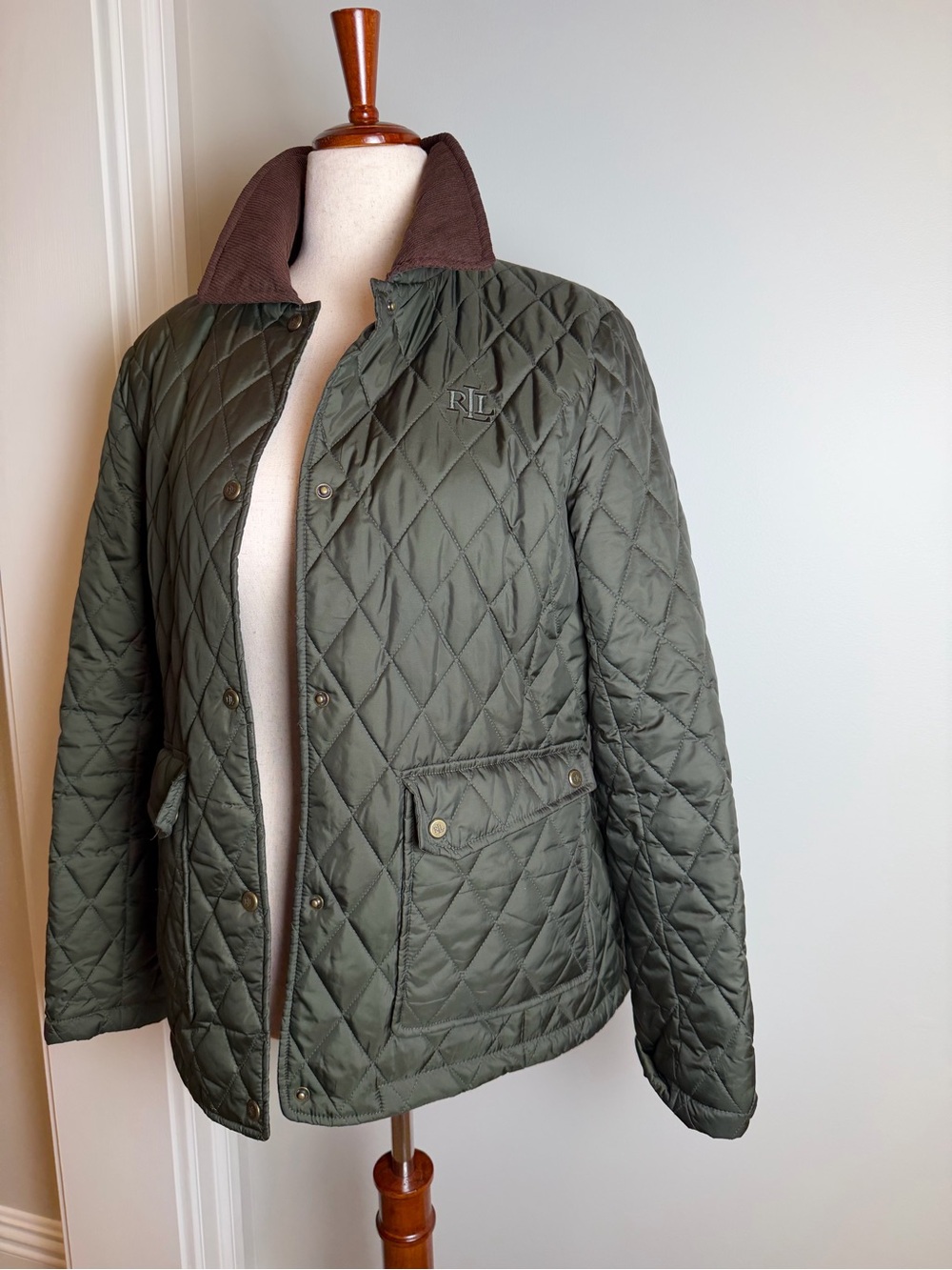 Women’s (fits like L) Ralph Lauren Quilted Green Jacket, Brown Corduroy Collar